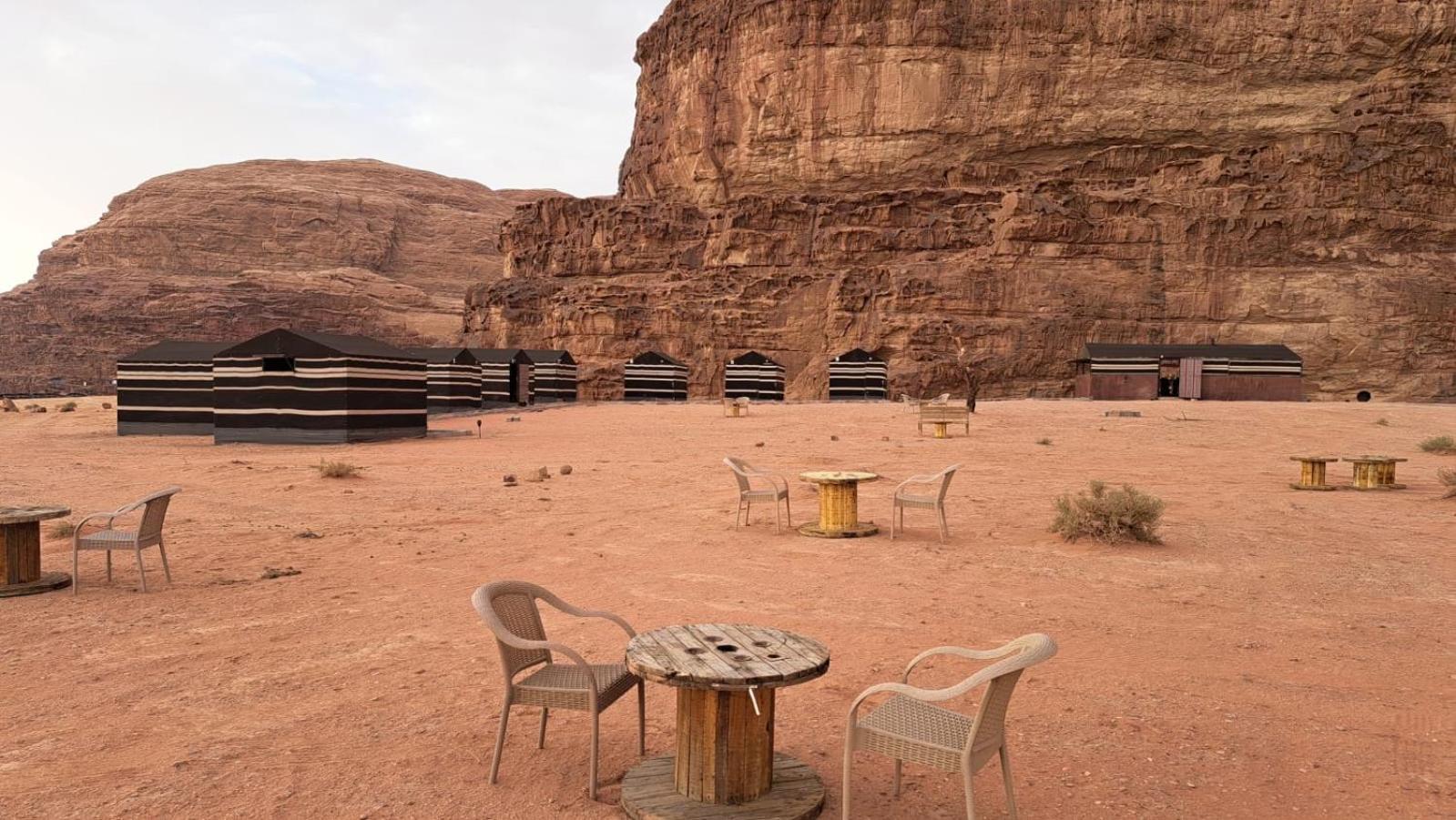 Wadi Rum Bedouin Heart Camp Exterior foto